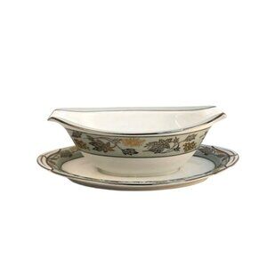 Noritake China Japan 5487 Gravy Boat and Saucer One Piece 9x6 in